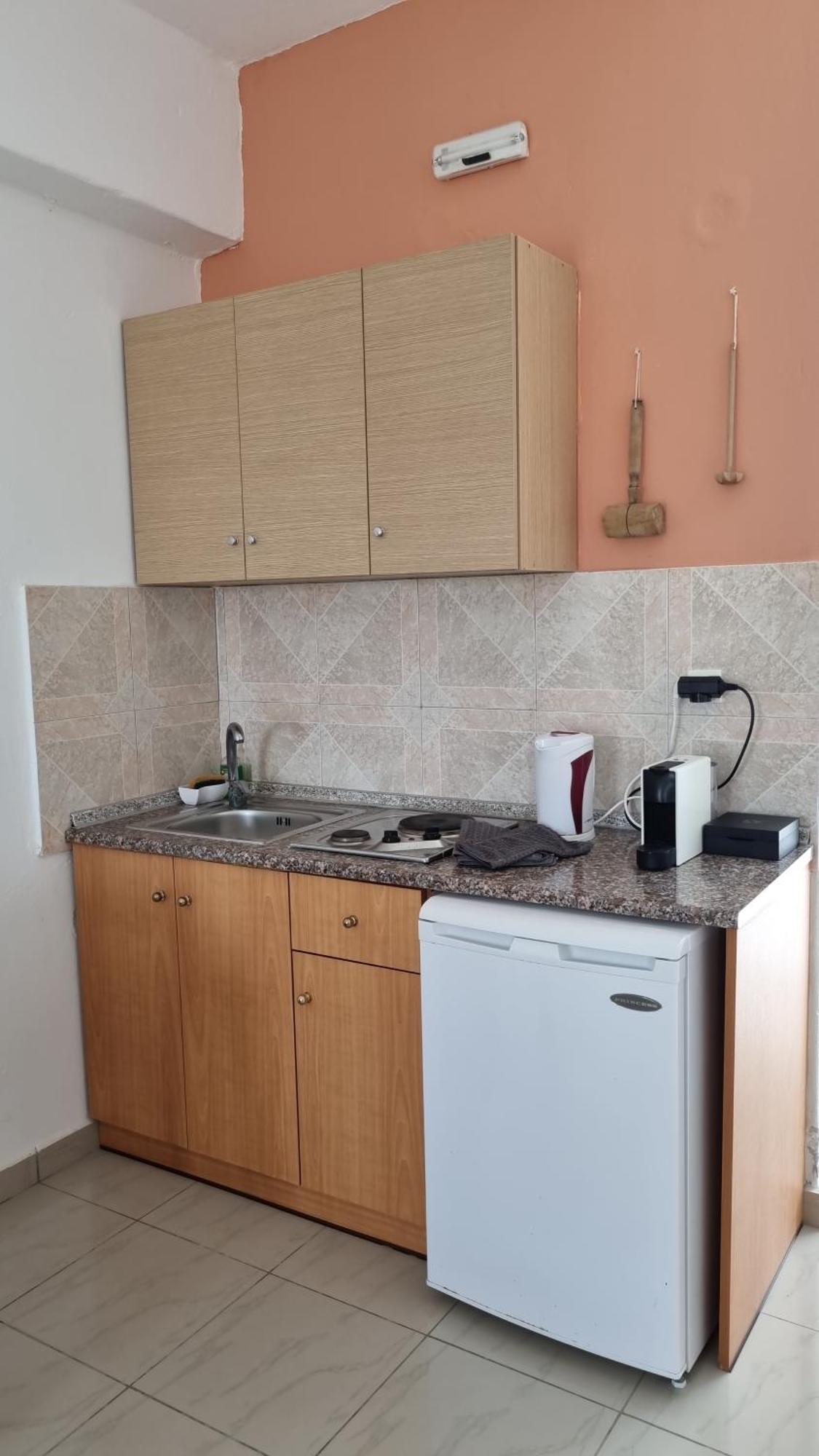Studios Nina アモピ 部屋 写真